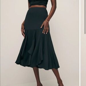 Reformation Vida Skirt